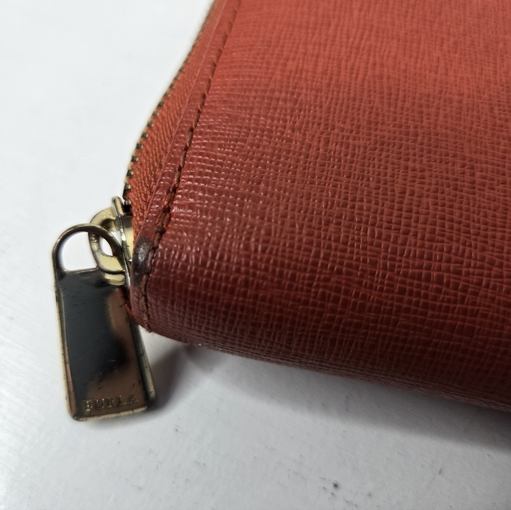 Furla Red Textured Wallet - Picture 6 of 9